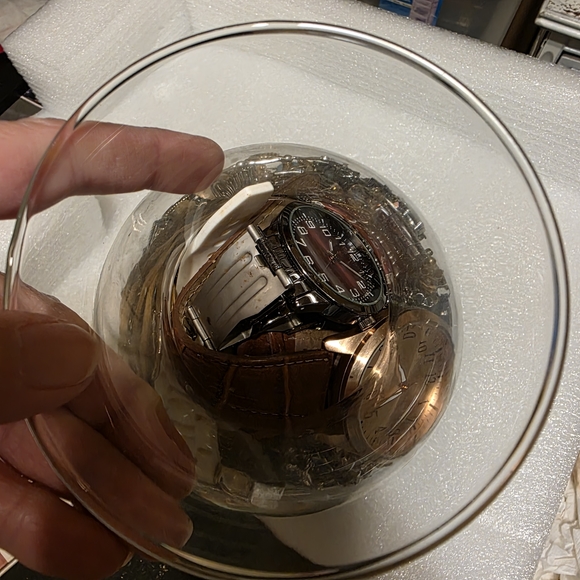 Glass Vase full Of Costume Jewelry And Some Watches... For The Hole Jar 27 Dolla - Picture 3 of 5